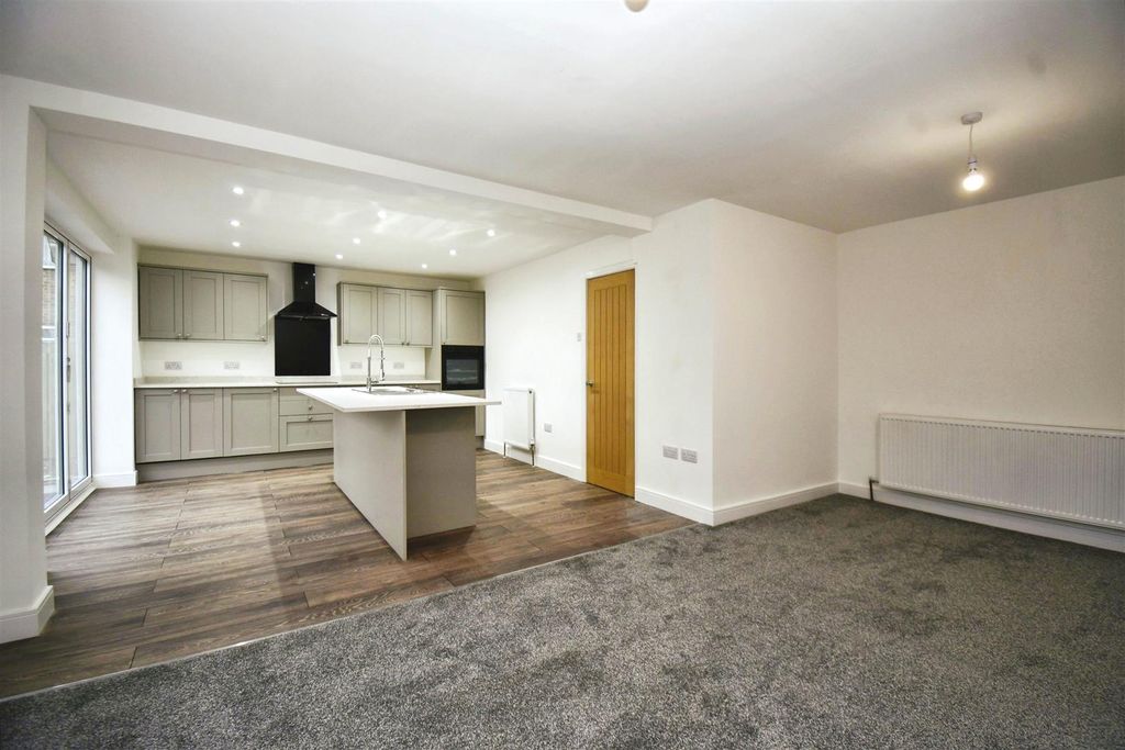 Property photo 3 of 21 Open Plan Kitchen/Dining/Living Room