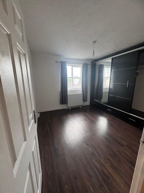 Property photo 3 of 10 Gallery