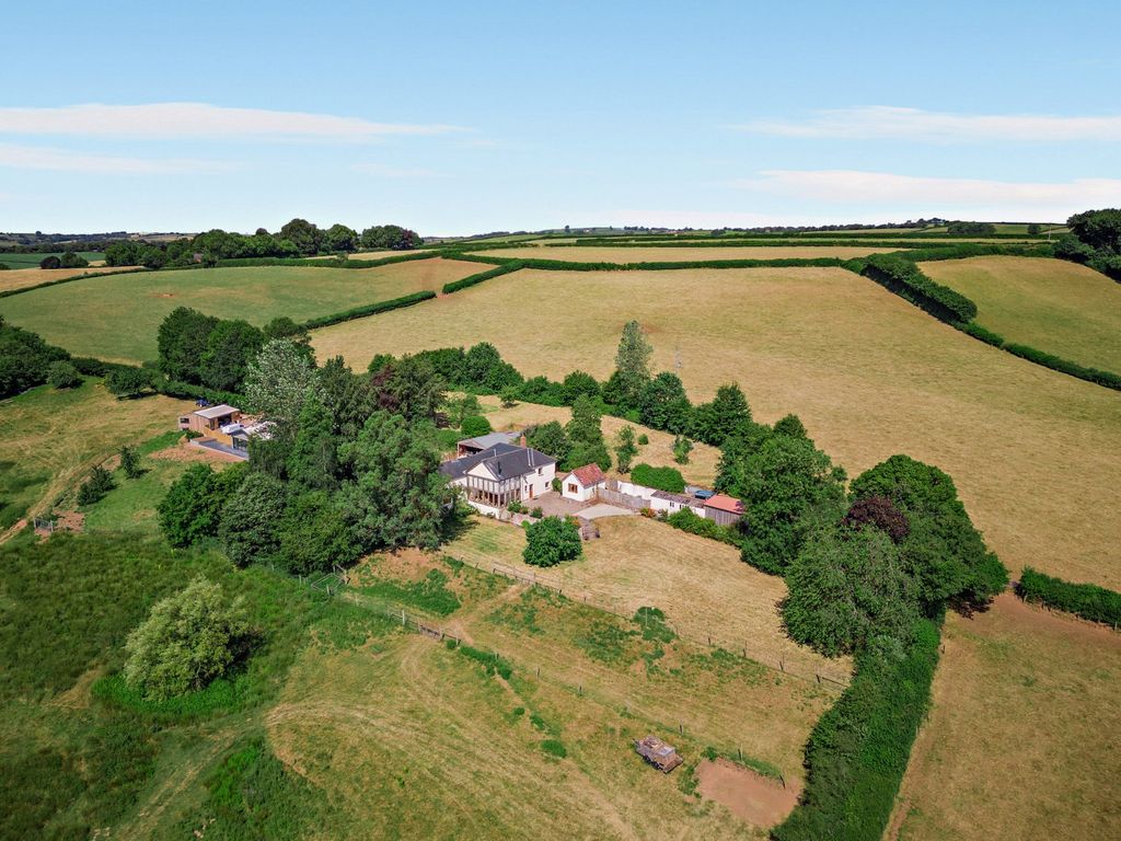 Property photo 1 of 21 Position