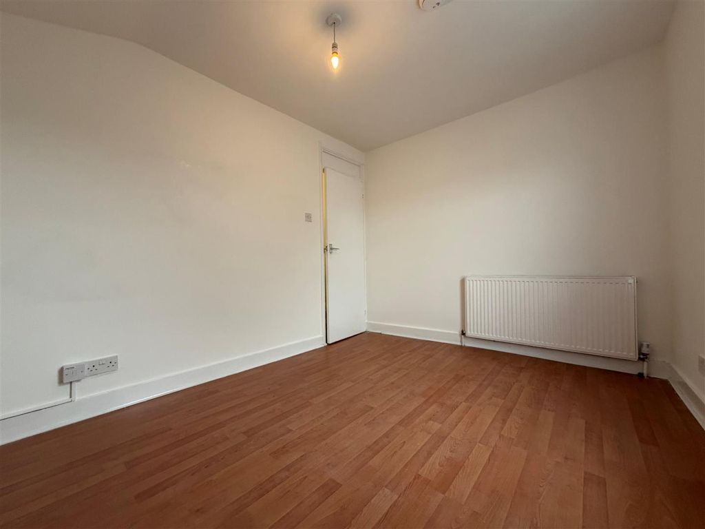 Property photo 2 of 8 2.Jpg