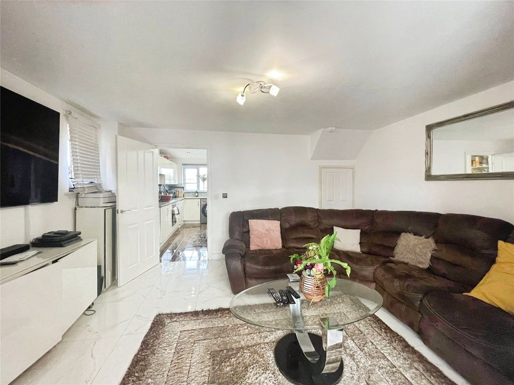 Property photo 3 of 17 Picture No. 03