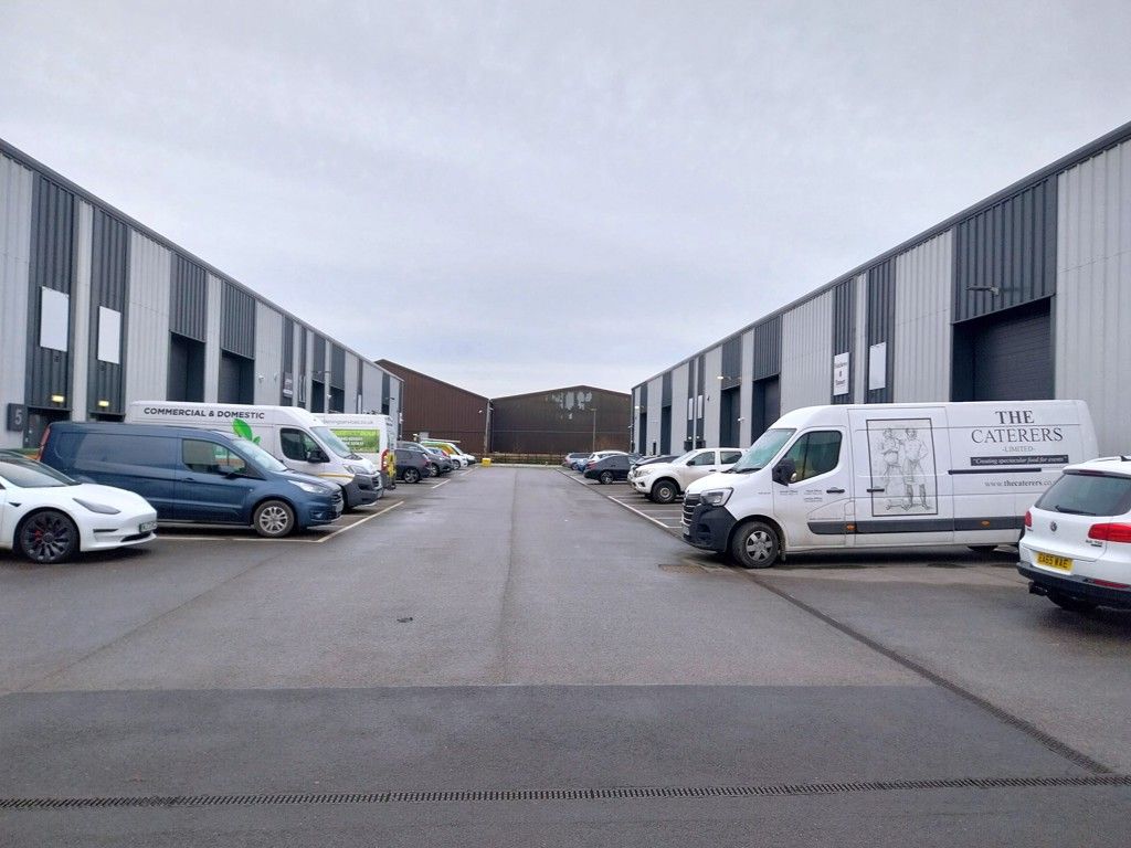 Property photo 3 of 9 Photo 2