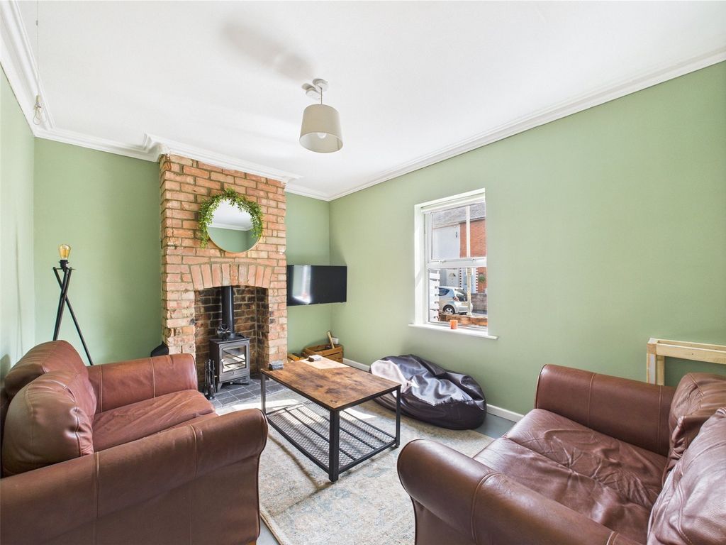 Property photo 2 of 17 Picture No. 02