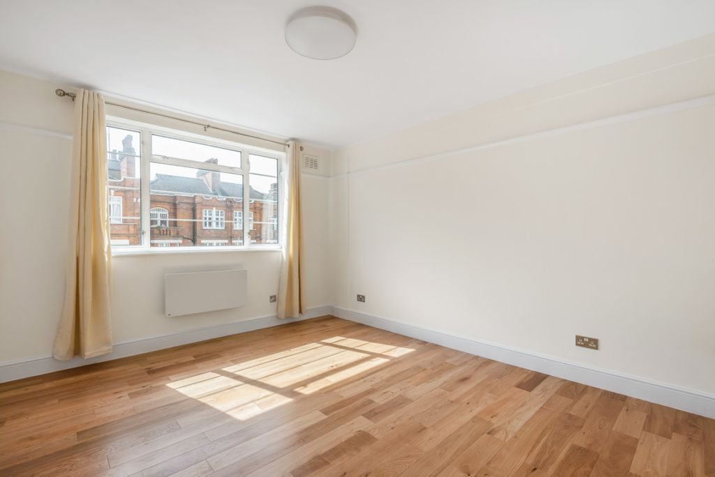 Property photo 2 of 6 824907 (3)