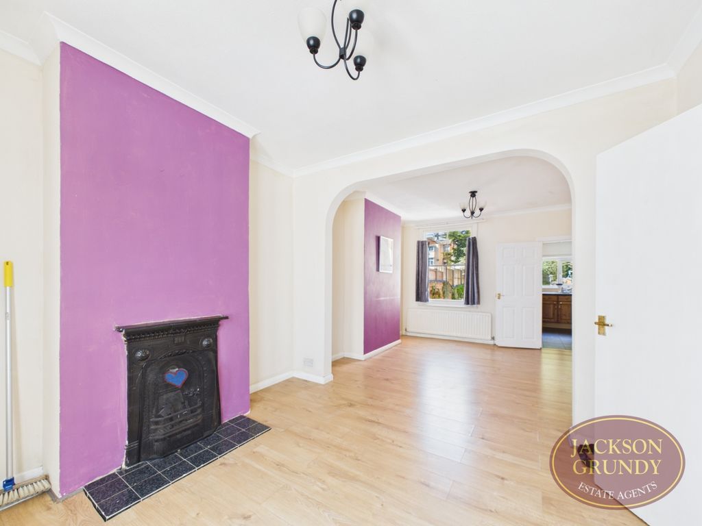 Property photo 2 of 15 Stanhope Road