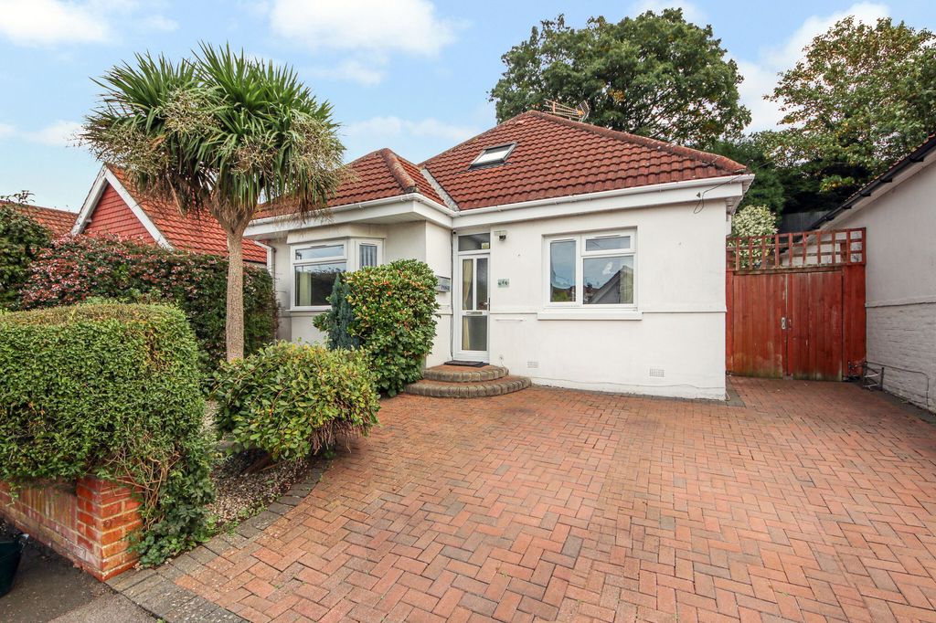 Property photo 1 of 16
