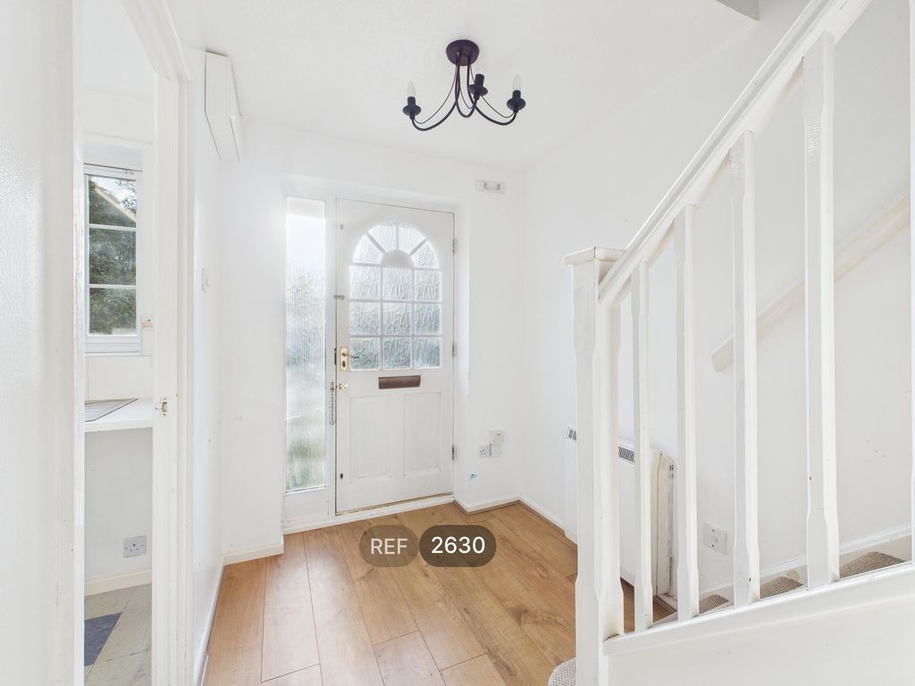 Property photo 2 of 19 Hallway