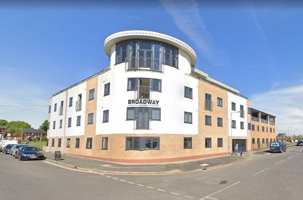 Property photo 1 of 7 4Qiveay5706Vc5Zyx5H3bA.Jpg