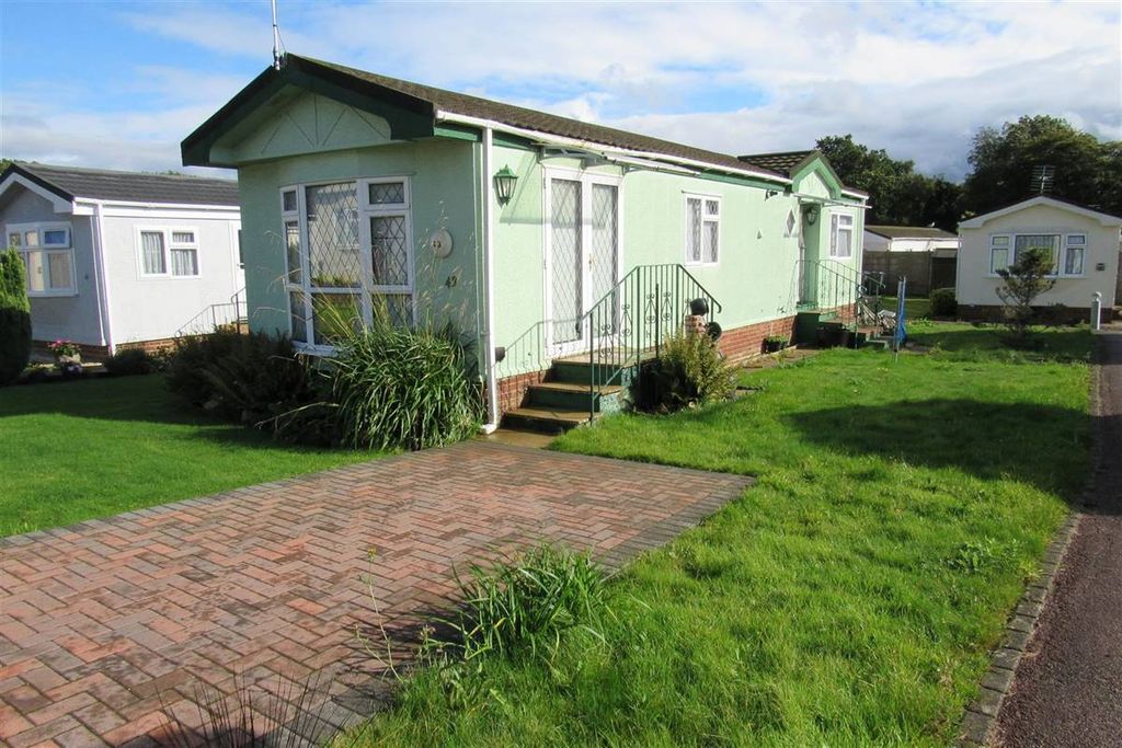 Property photo 1 of 19
