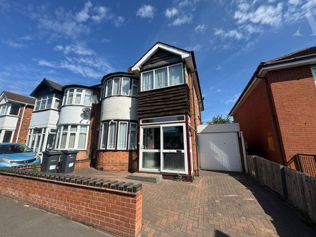 Property photo 1 of 13 452 Bordesley Green East Frontage.Jpeg