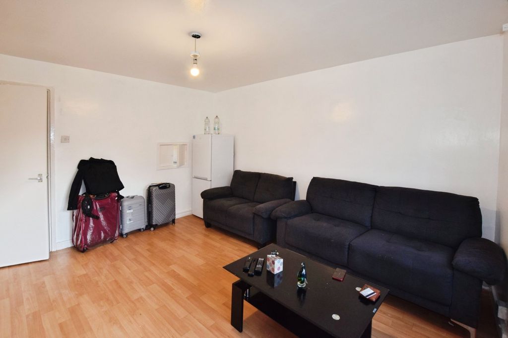 Property photo 2 of 14 Picture No. 09