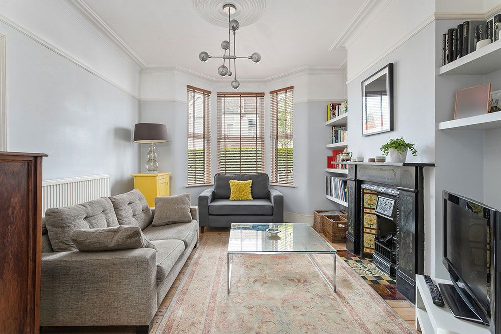 Property photo 2 of 35