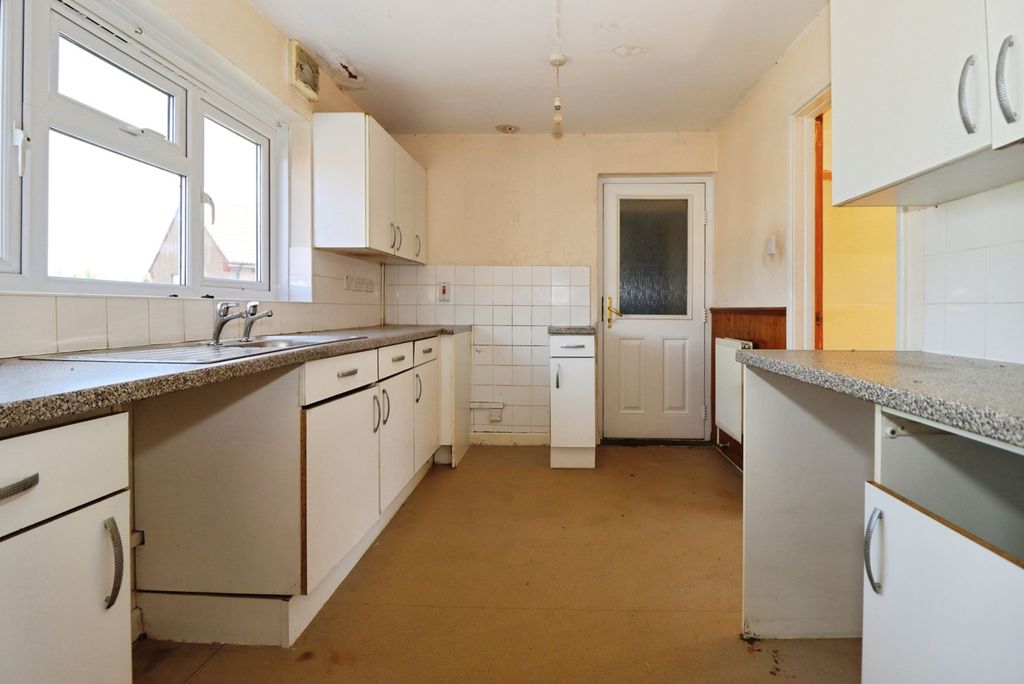 Property photo 2 of 15 Pbox-Img.Jpg