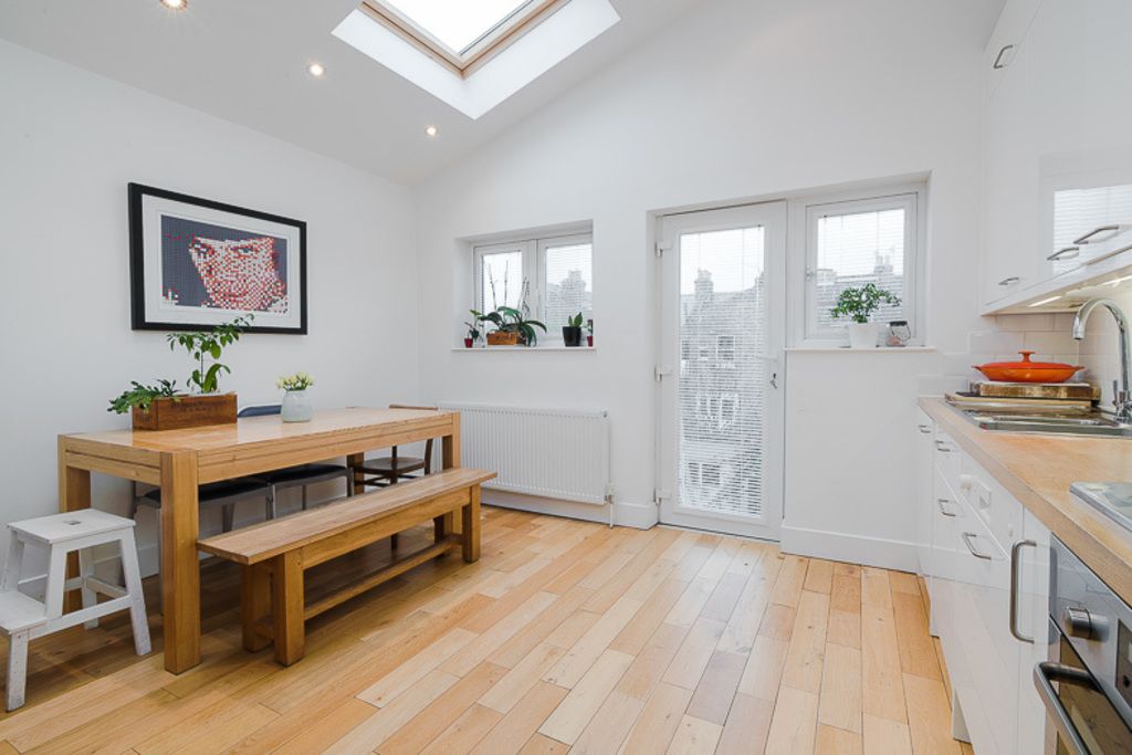 Property photo 3 of 8 Large Dining Kitchen
