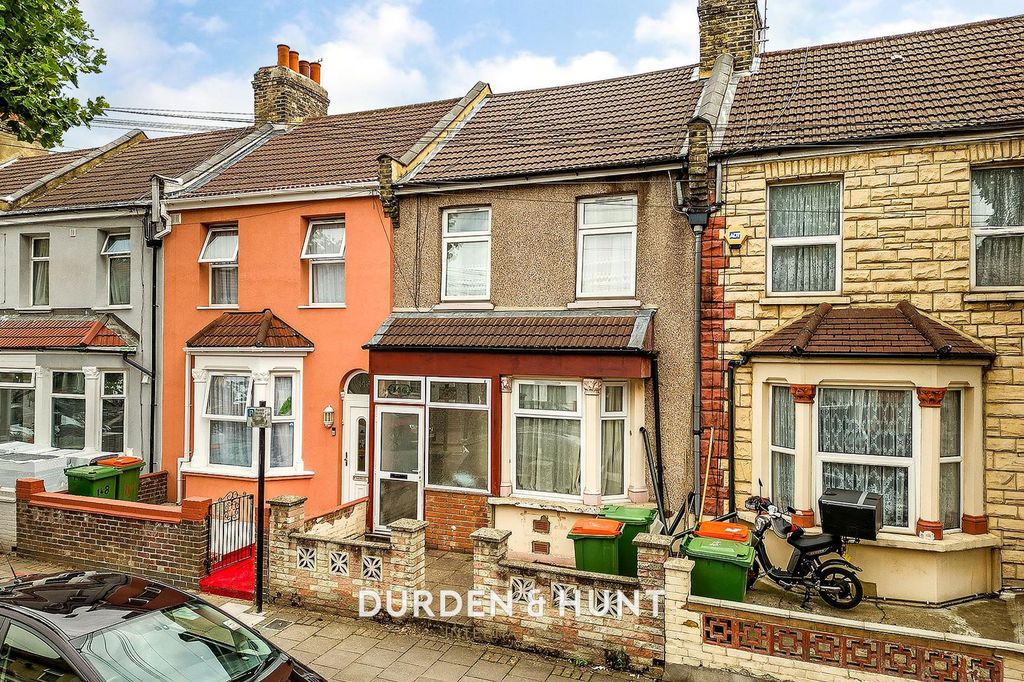 Property photo 1 of 25 South-32.1.Jpg