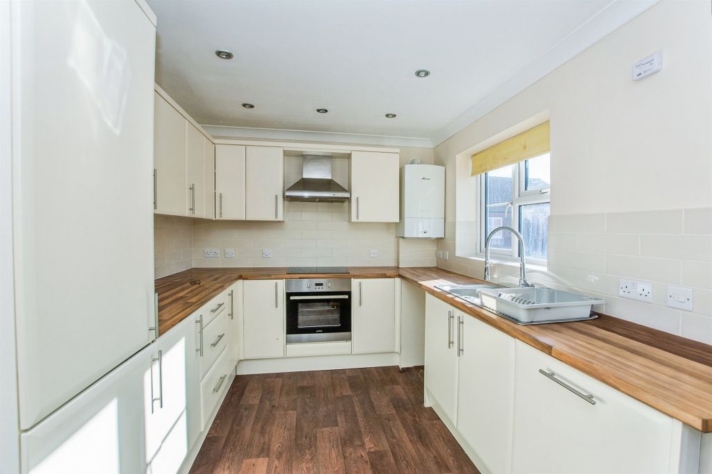 Property photo 2 of 18