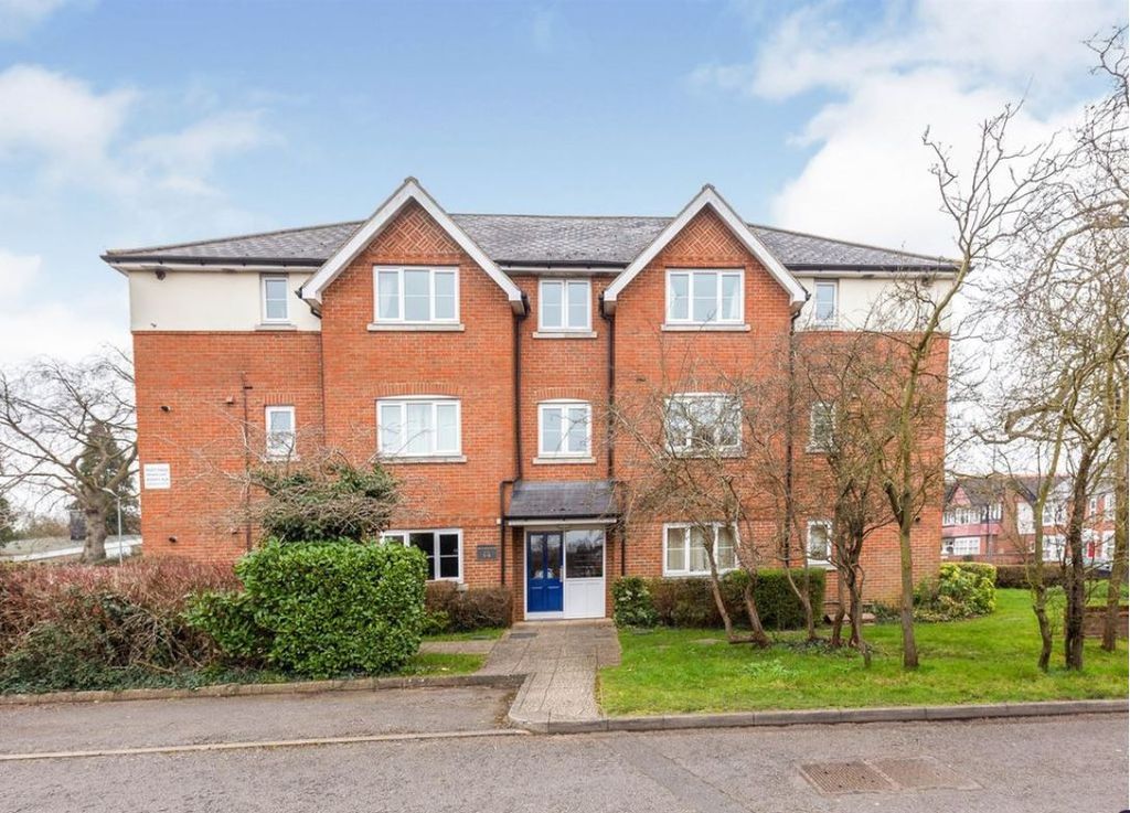 Property photo 1 of 17