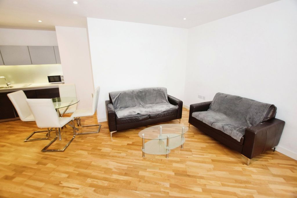 Property photo 2 of 22 Picture No. 25
