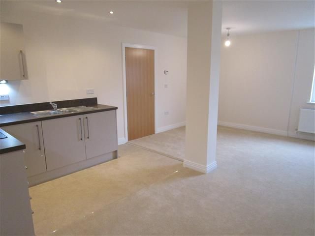 Property photo 3 of 10 Living Room