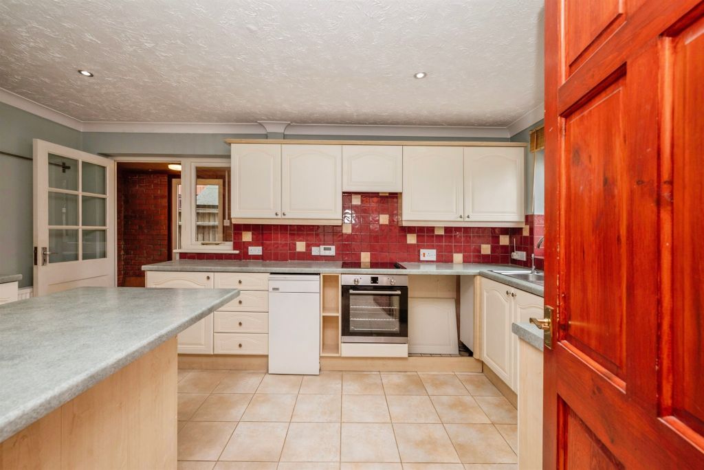 Property photo 3 of 22