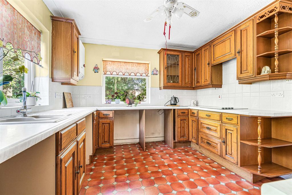 Property photo 2 of 17 5_86148.Jpg
