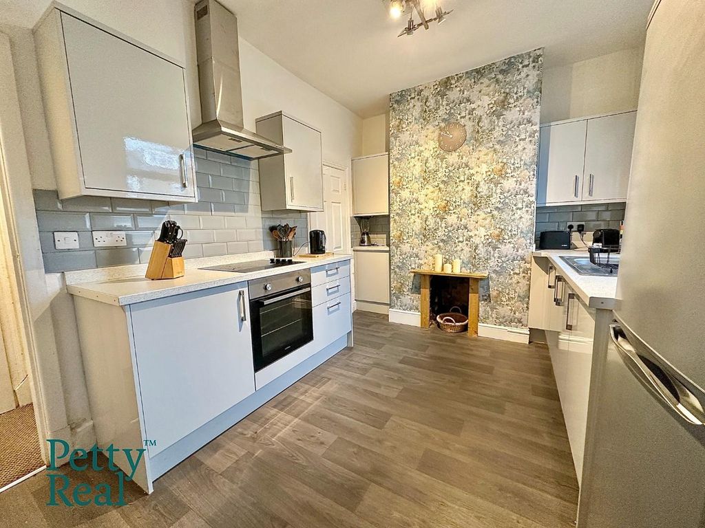 Property photo 3 of 11 Fac60A3D-E991-47D5-Aad8-6450E1Ef2397.Jpeg