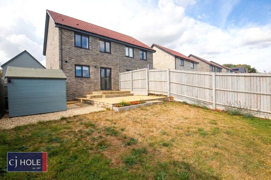 Property photo 1 of 22 Picture No. 15