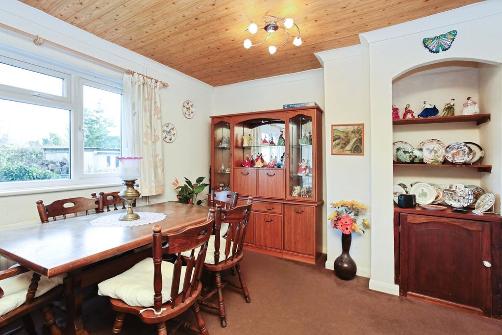 Property photo 3 of 14 Pbox-Img.Jpg