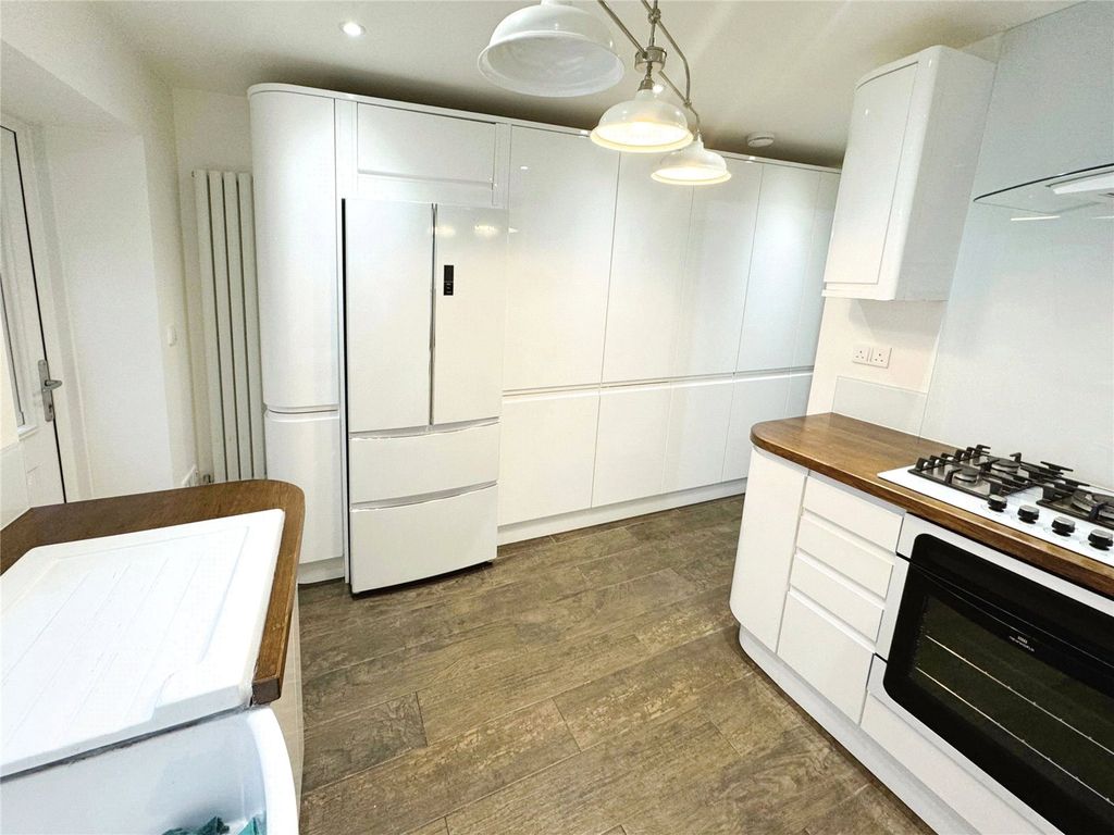 Property photo 2 of 11 Picture No. 05