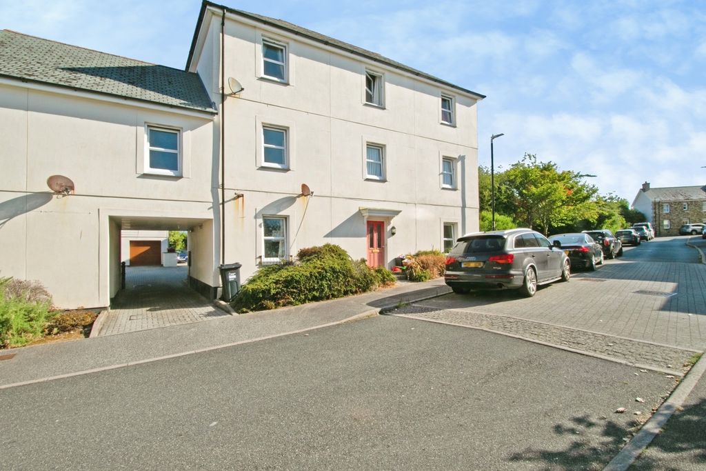 Property photo 1 of 9 Pbox-Img.Jpg