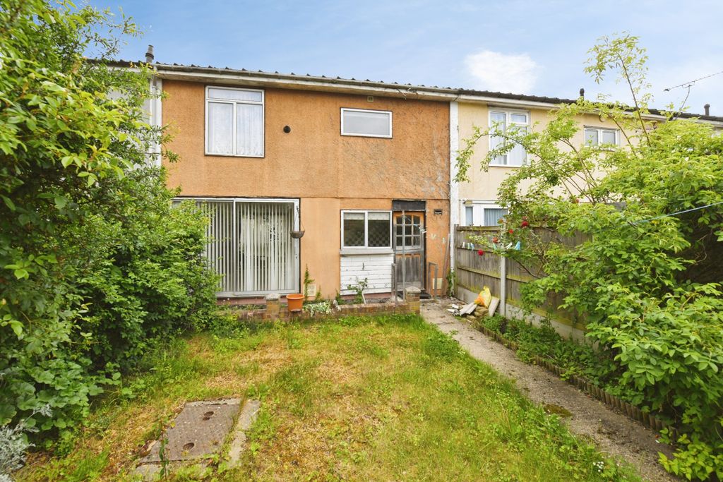 Property photo 2 of 20