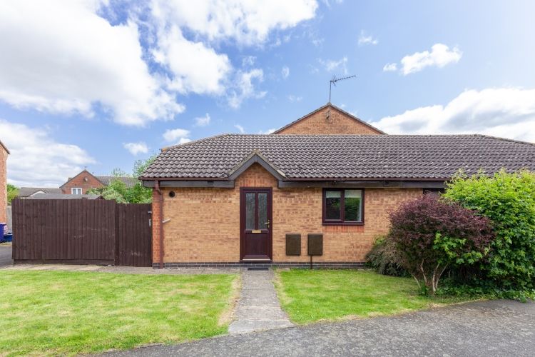 Property photo 1 of 7 223118