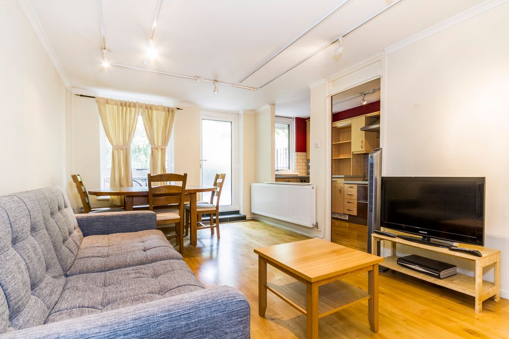 Property photo 1 of 8