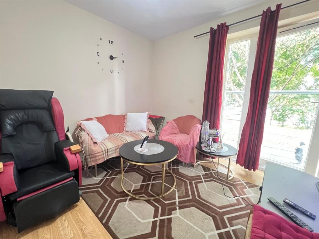 Property photo 2 of 6 02.Jpg