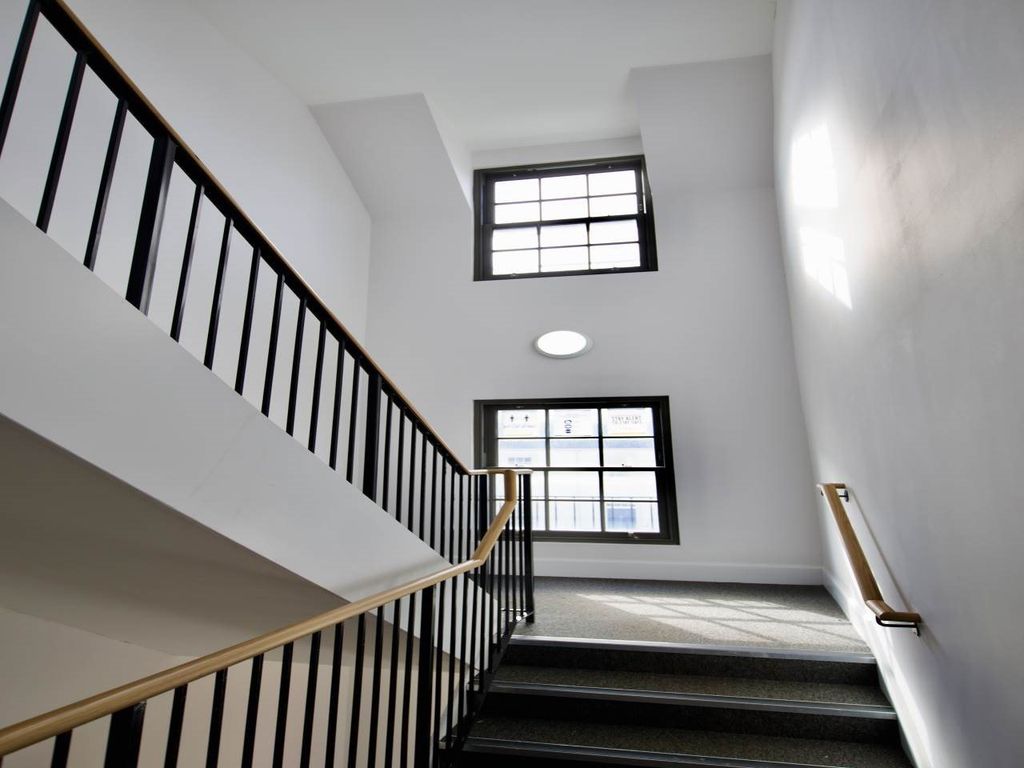 Property photo 1 of 9 19 Bunting Place Stairs_1