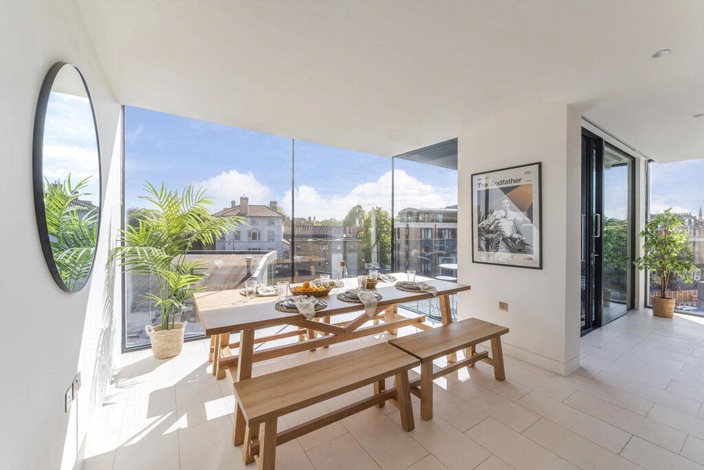 Property photo 3 of 9 Picture No. 13