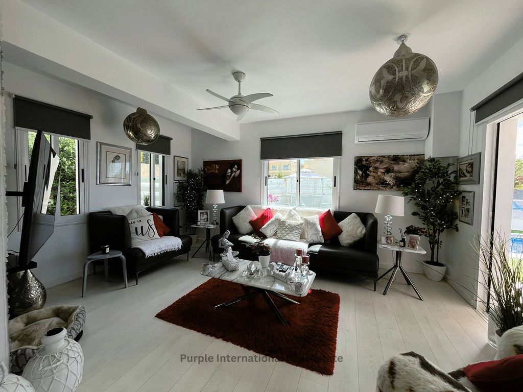 Property photo 2 of 47