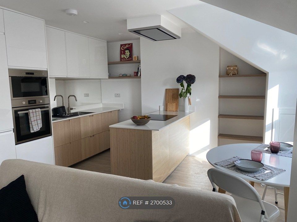 Property photo 1 of 8 Kitchen/Living Room