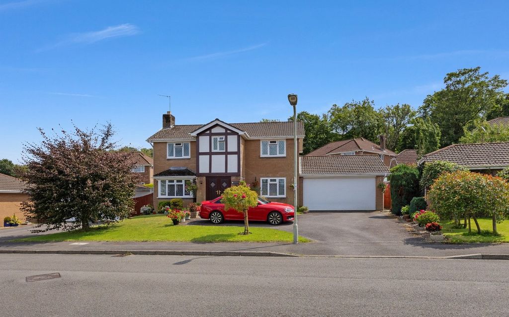 Property photo 3 of 42