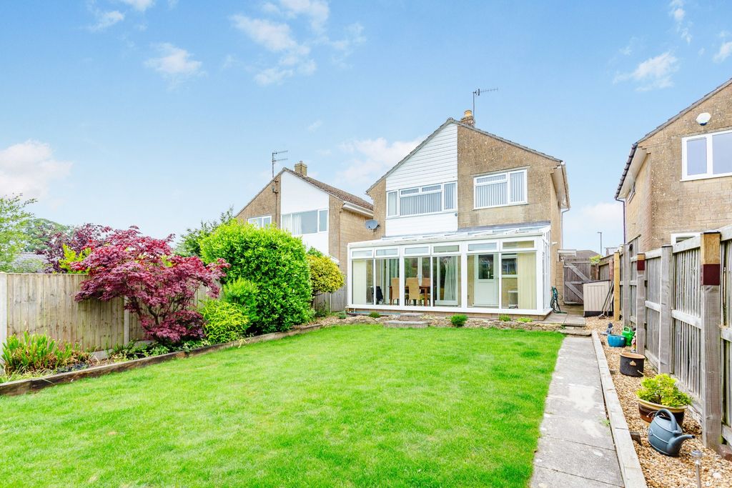 Property photo 1 of 18 Pbox-Img.Jpg
