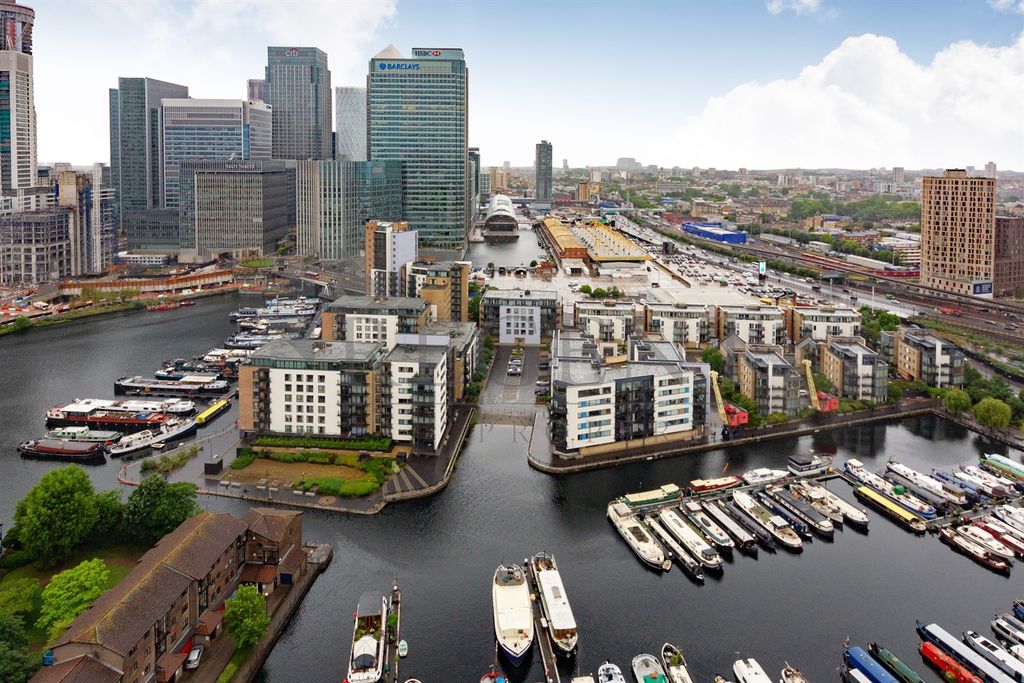 Property photo 1 of 16 (Main)