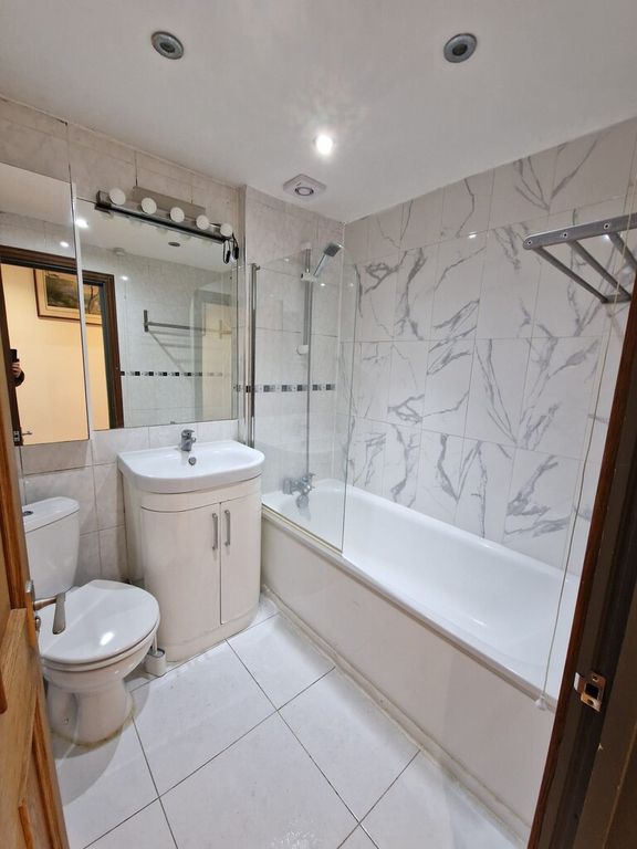 Property photo 3 of 9 Whatsapp Image 2026-