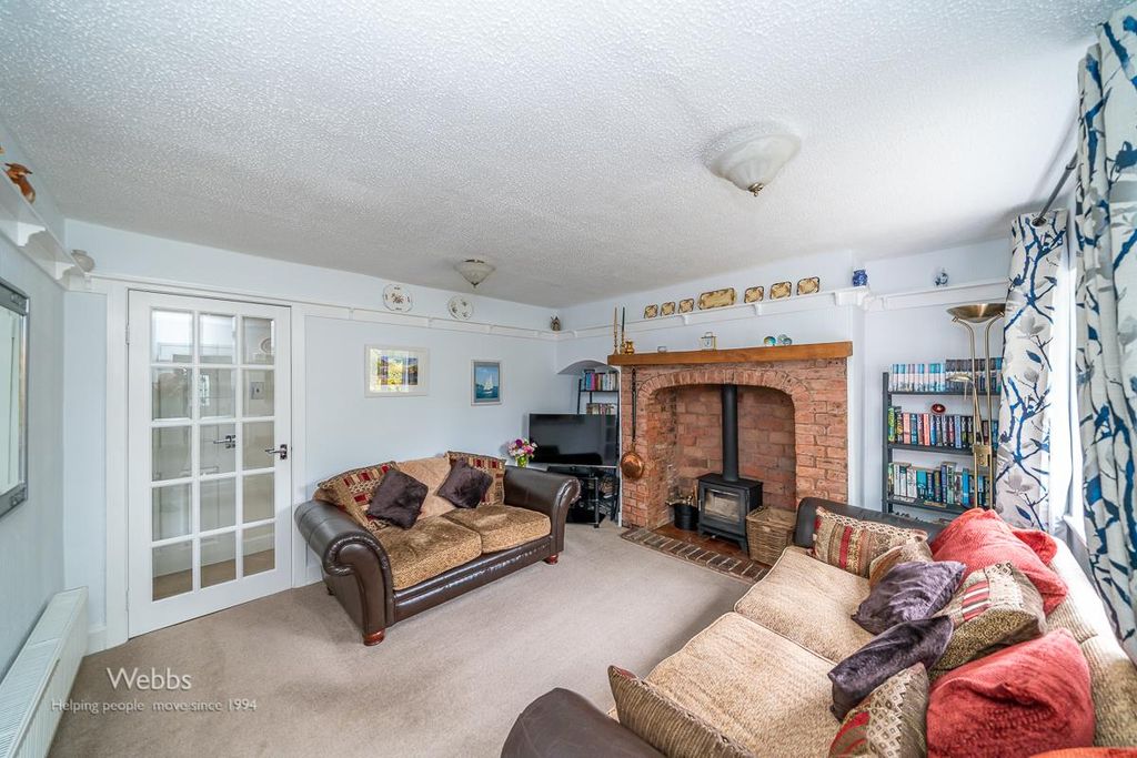 Property photo 3 of 43 Webbs (39 Of 165).Jpg