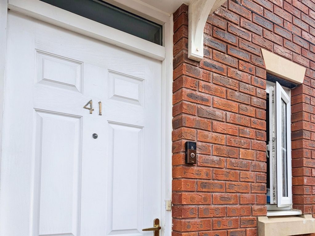 Property photo 2 of 37 5324845