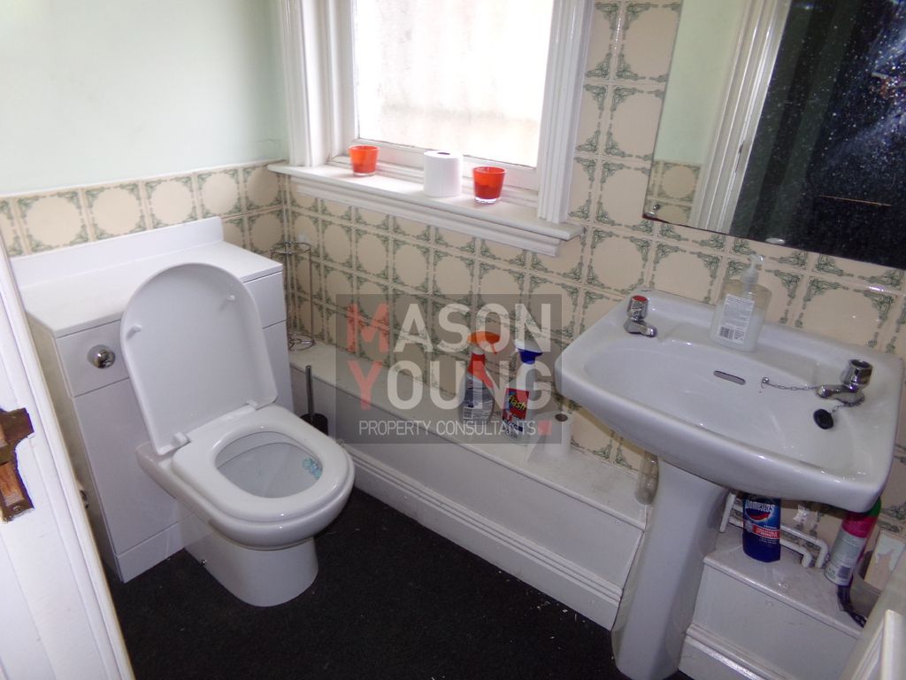 Property photo 3 of 5