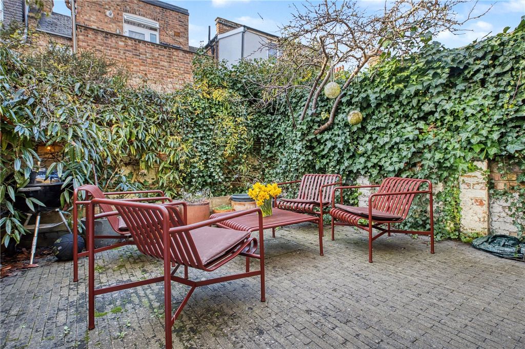 Property photo 3 of 13 Picture No. 07