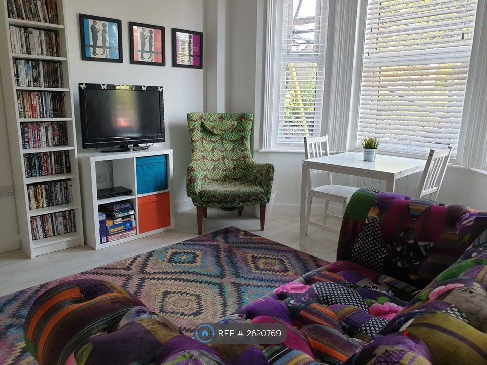 Property photo 2 of 6