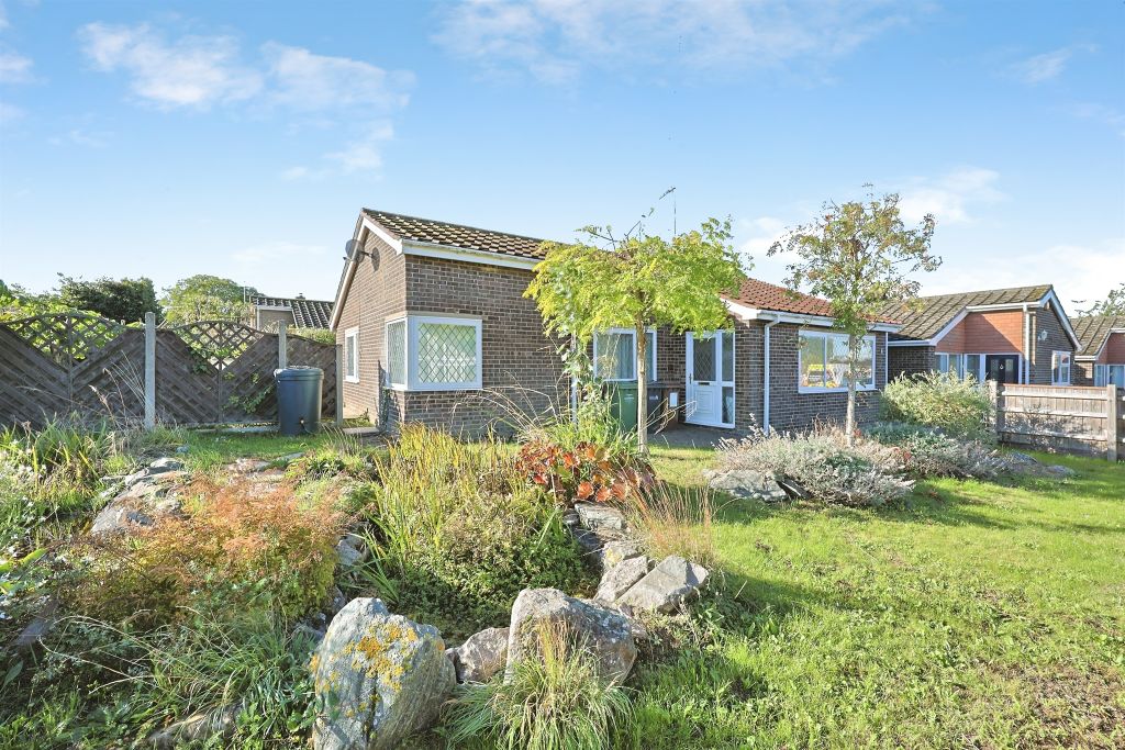 Property photo 2 of 21