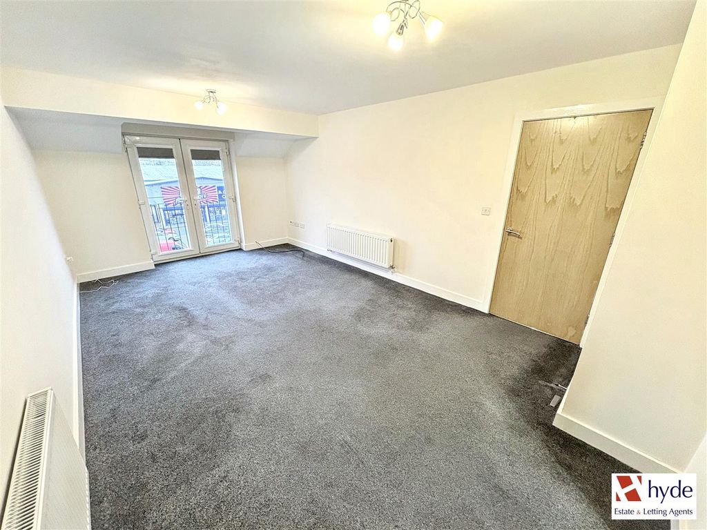 Property photo 3 of 10 Img_2996.Jpg