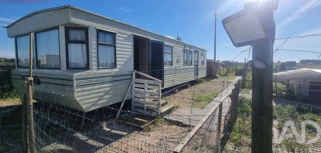 Property photo 2 of 40